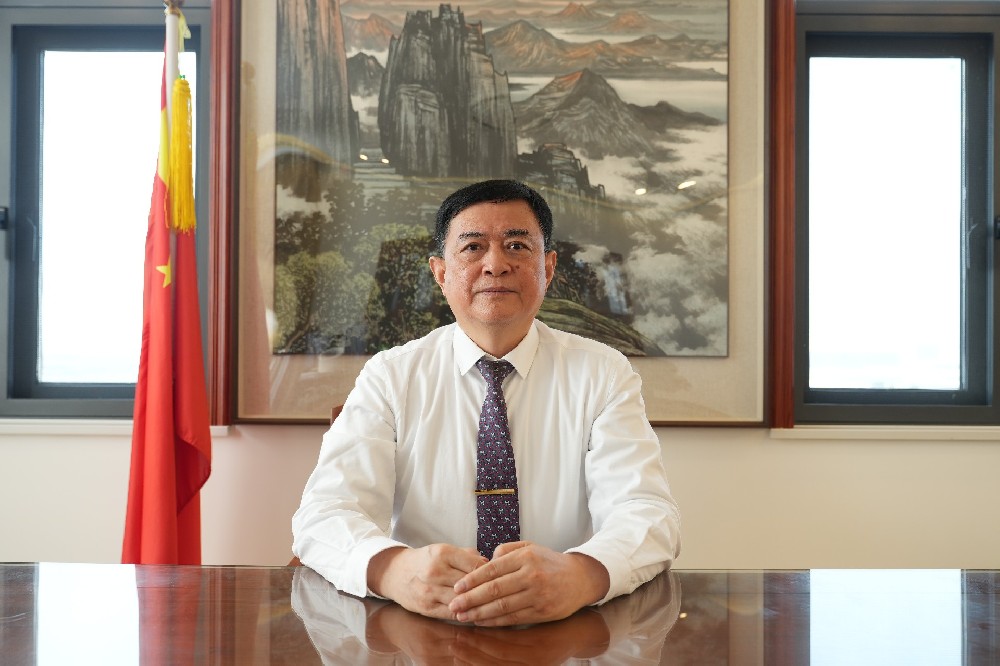 【勞動者之歌】以實業(yè)報國壁畫“綠智”發(fā)展藍圖